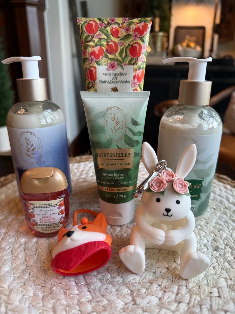 🍑🐰🍃Bath and Body Works Bundle